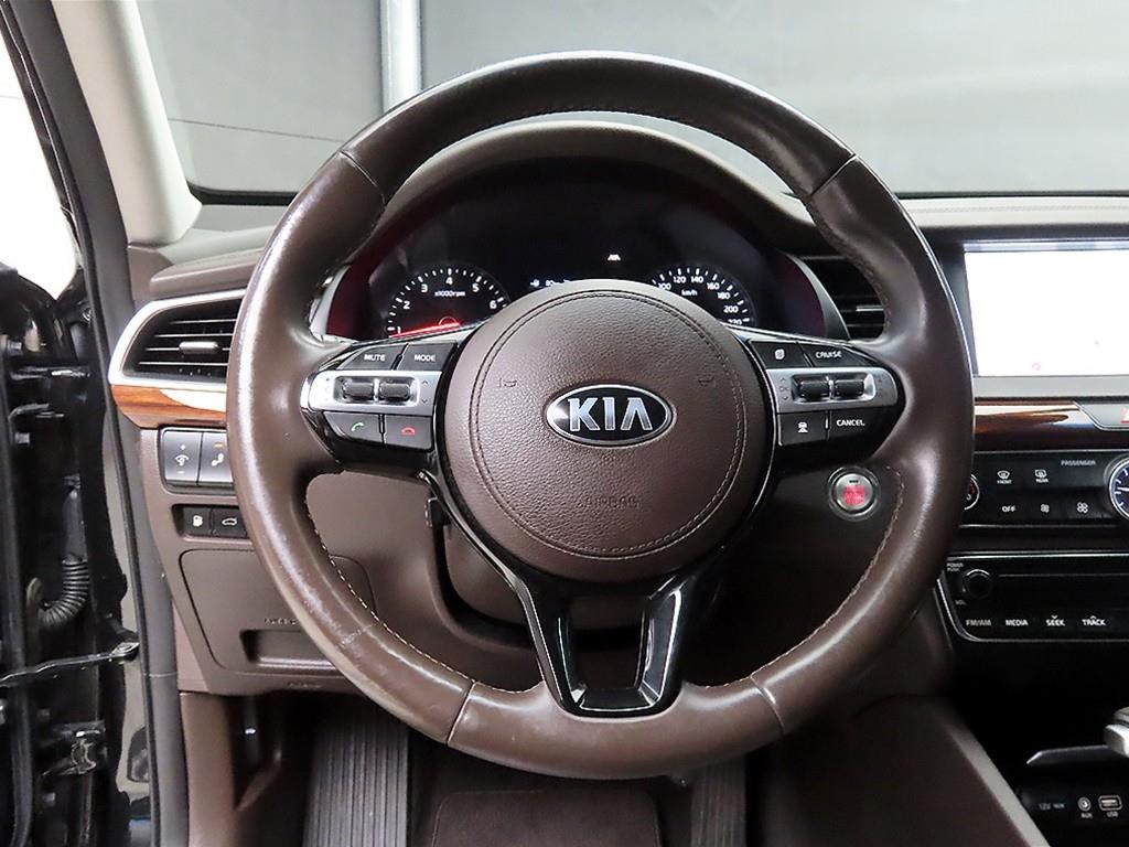 KIA K7 - Vista 11