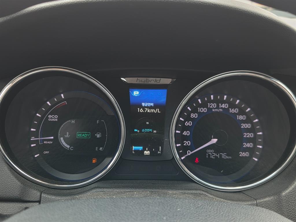 HYUNDAI Sonata - Vista 10