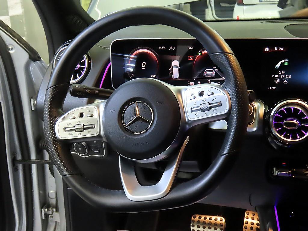 Mercedes Benz GLB Class - Vista 10