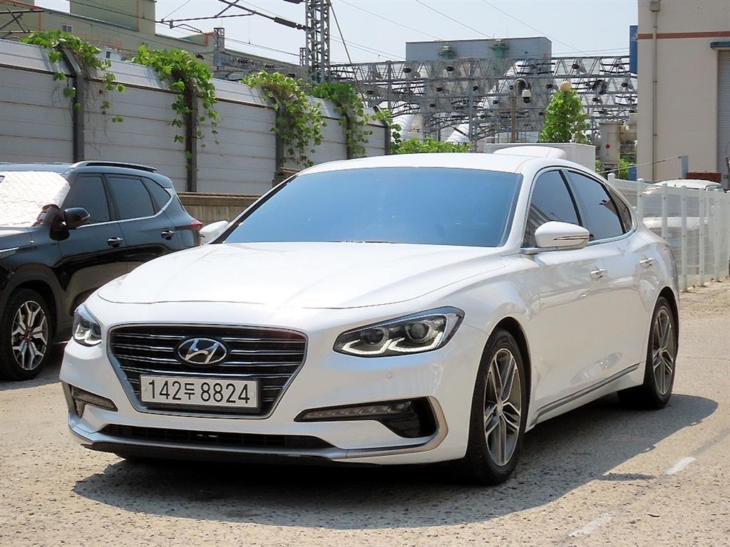 HYUNDAI Grandeur - Vista 2