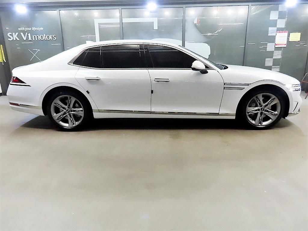 Genesis G90 - Vista 3