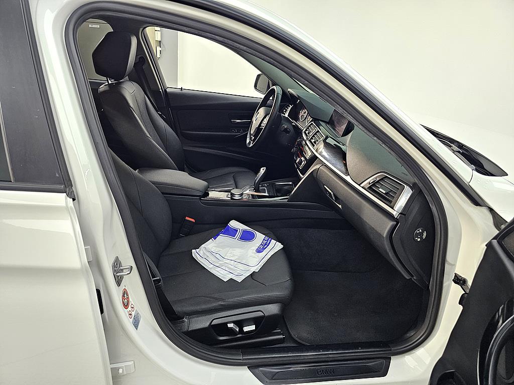 BMW 3 series 2017 Blanco - Importación desde Corea - HF Imports Iquique - Foto 13