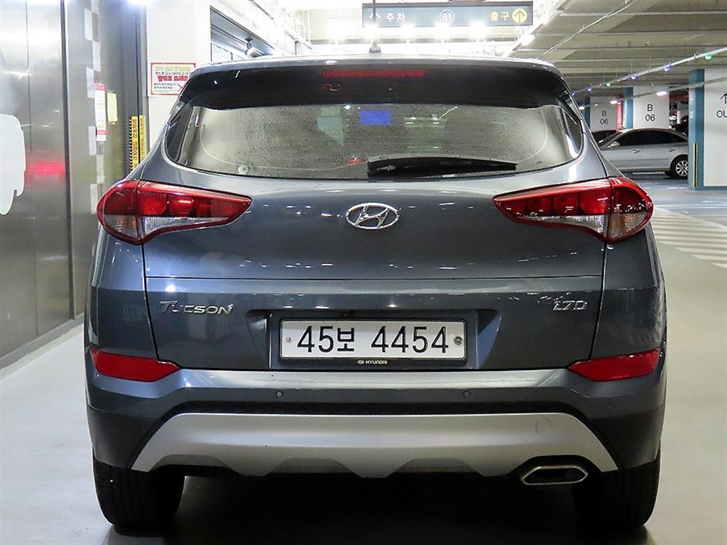 HYUNDAI Tucson - Vista 7