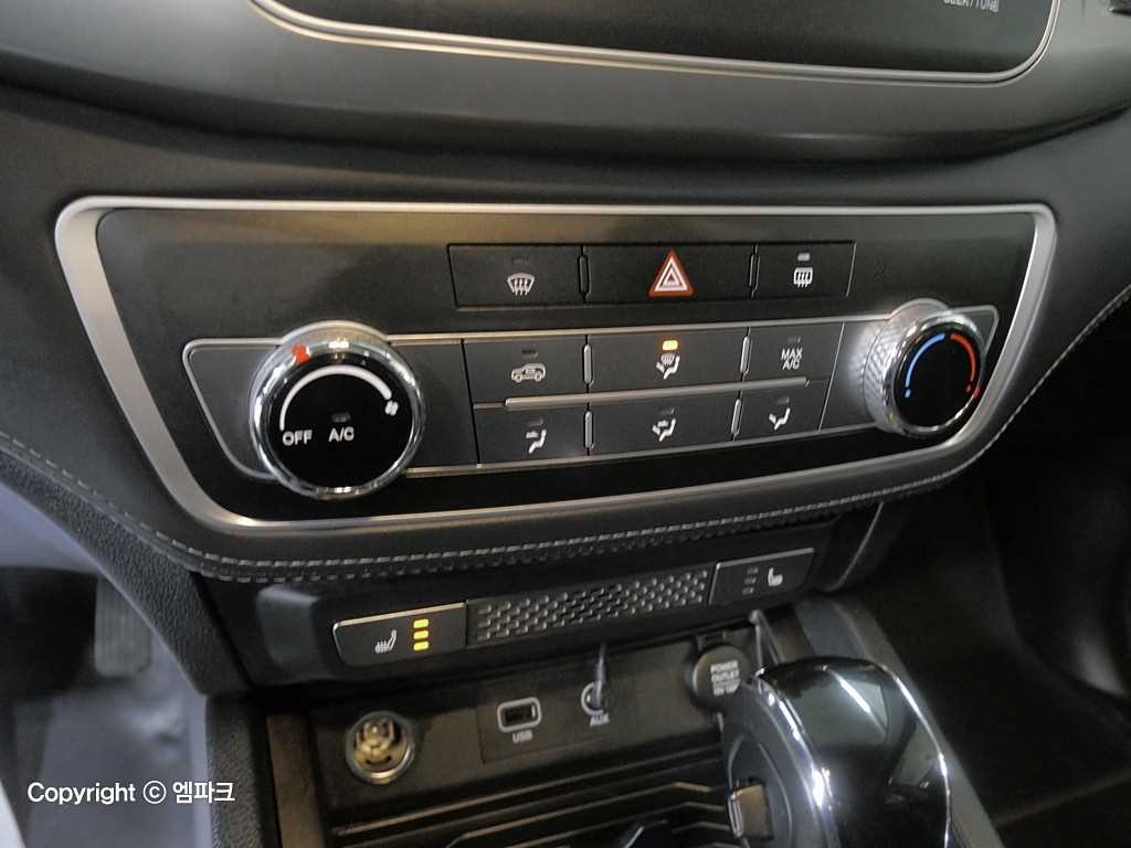 Ssangyong Rexton 2018 Gris - Importación desde Corea - HF Imports Iquique - Foto 15
