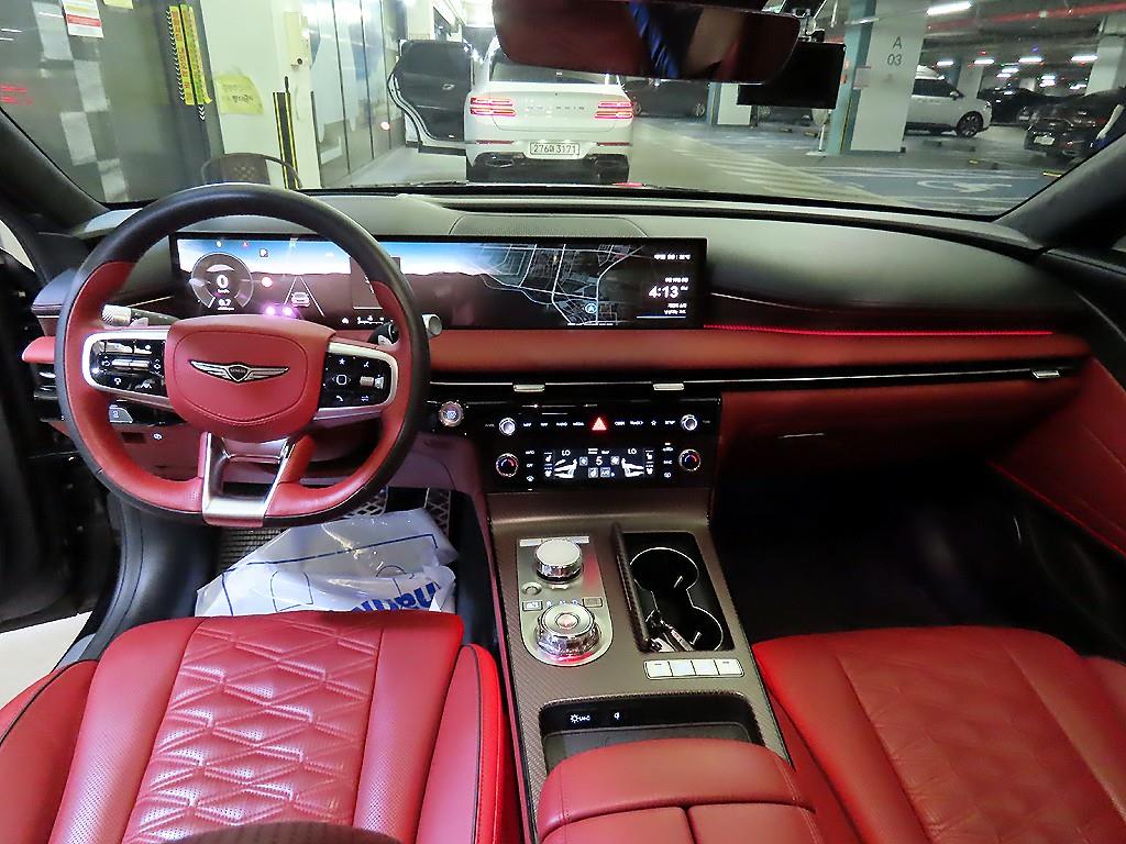 Genesis G80 - Vista 12