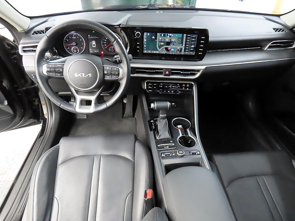 KIA K5 - Vista 9