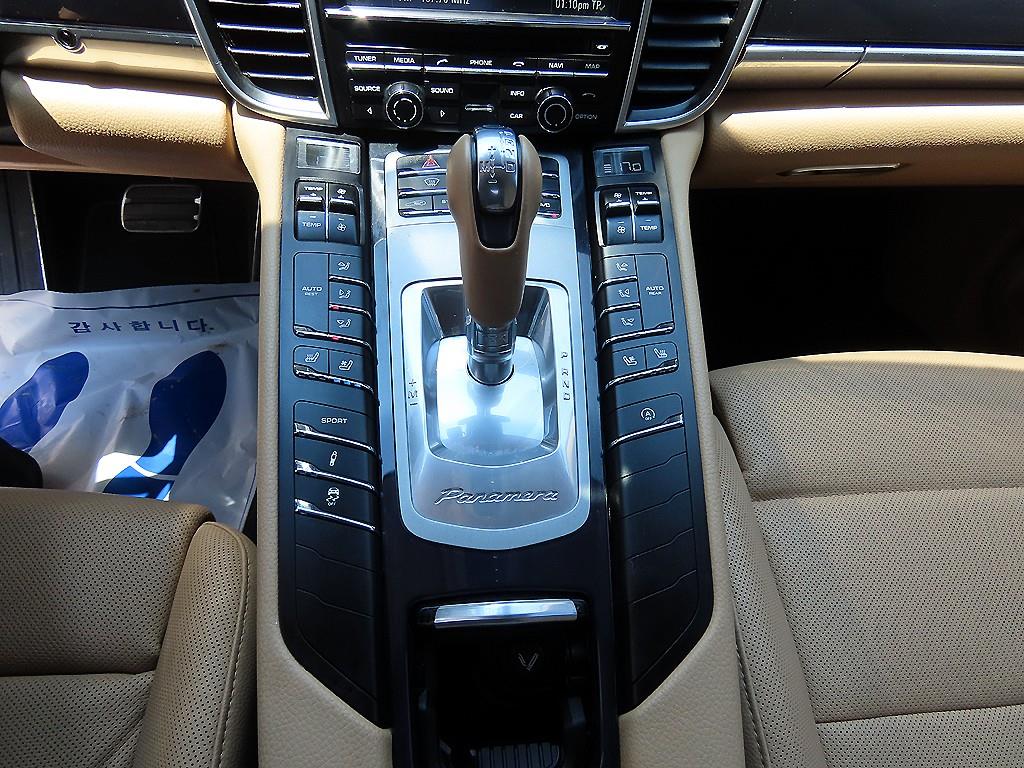 Porsche Panamera - Vista 12
