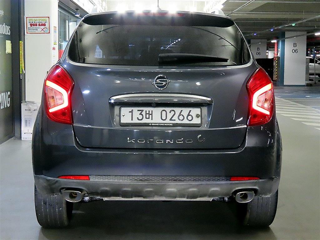 Ssangyong Korando - Vista 7
