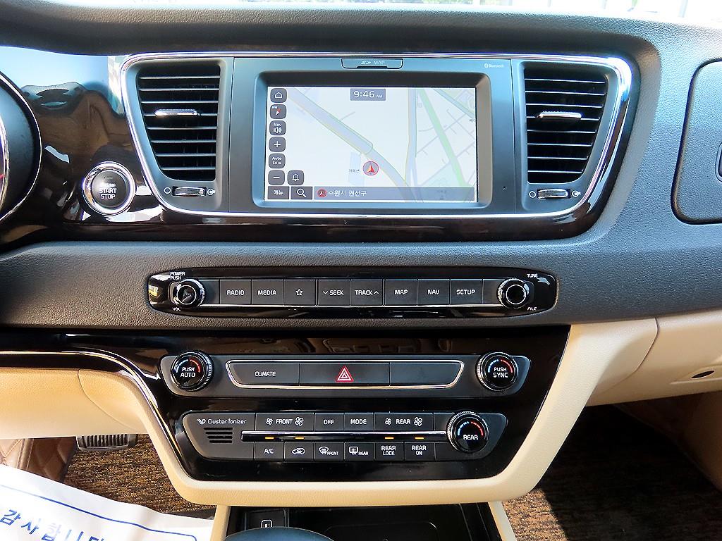 KIA Carnival 2019 Negro - Importación desde Corea - HF Imports Iquique - Foto 14