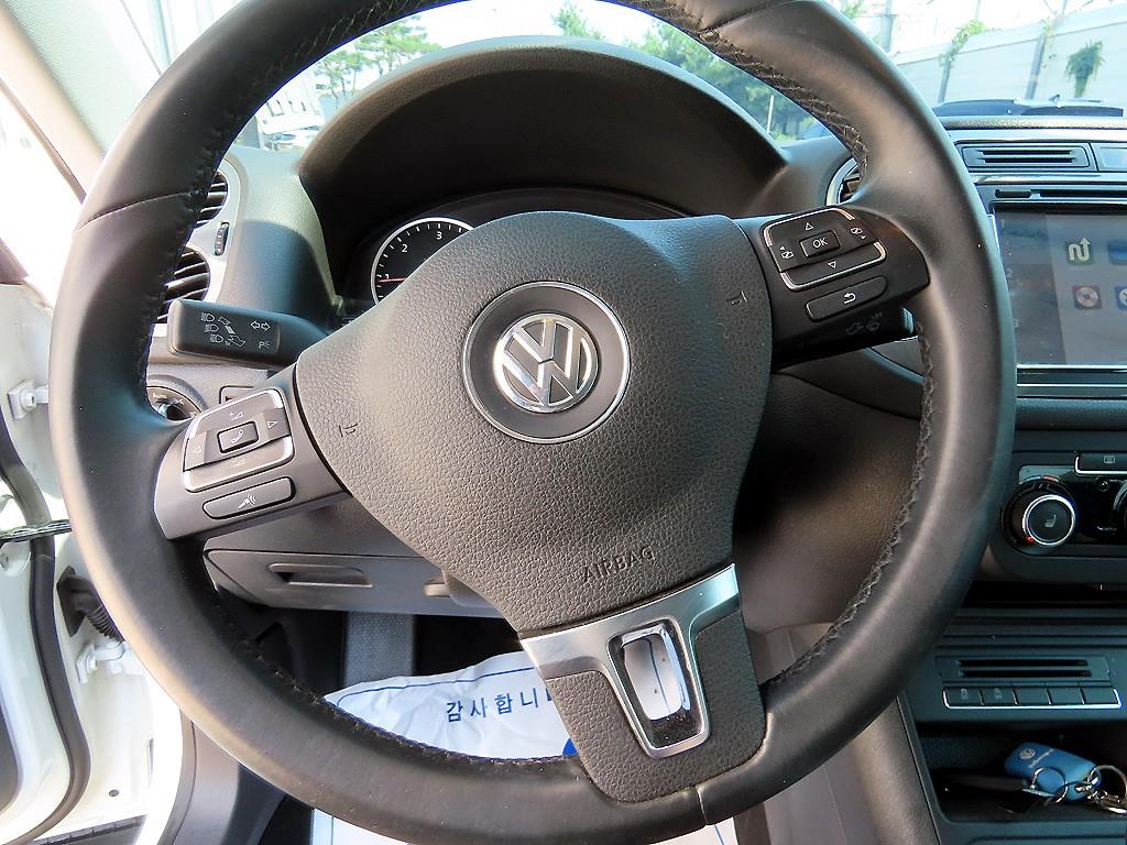 Volkswagen Tiguan - Vista 10