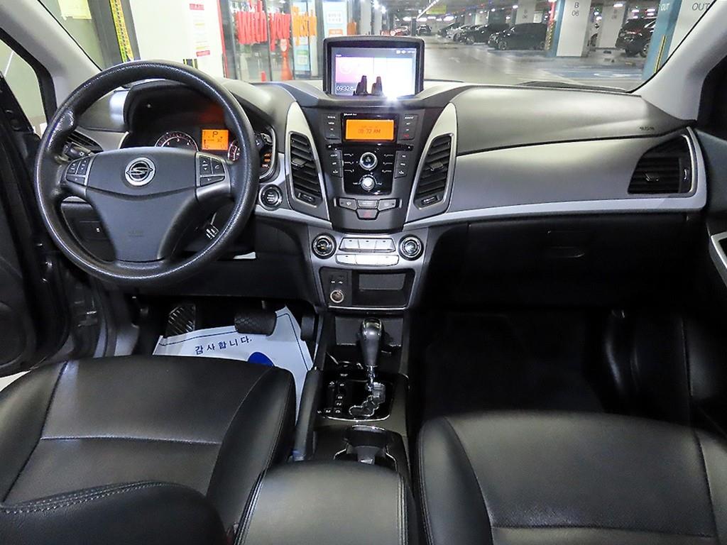 Ssangyong Korando - Vista 12