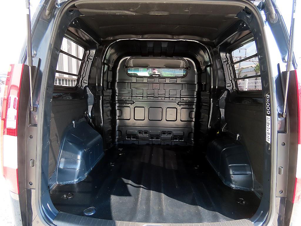 HYUNDAI Staria 2023 Azul - Importación desde Corea - HF Imports Iquique - Foto 19