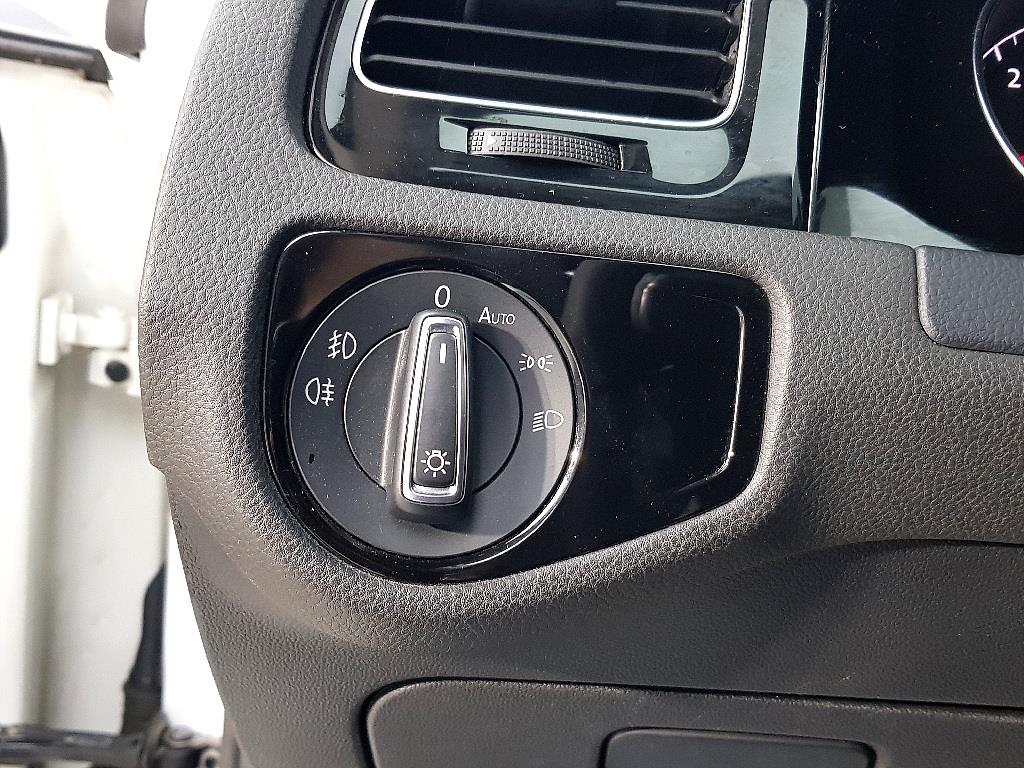 Volkswagen Golf 2014 Blanco - Importación desde Corea - HF Imports Iquique - Foto 13