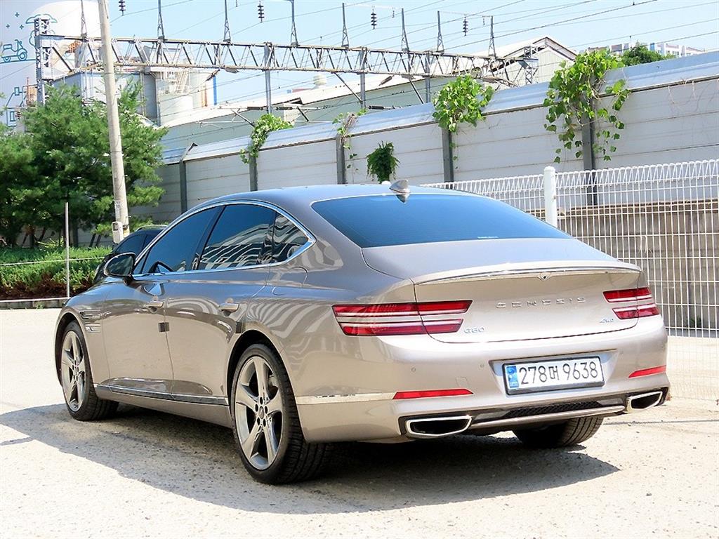 Genesis G80 - Vista 3