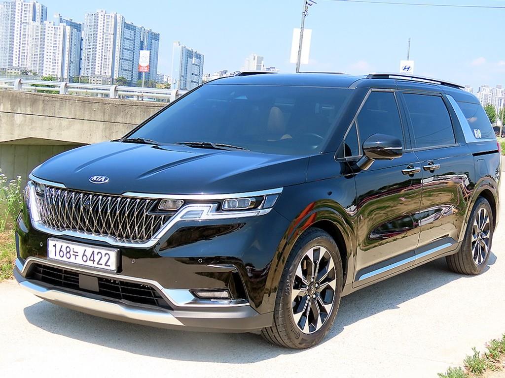 KIA Carnival - Vista 2