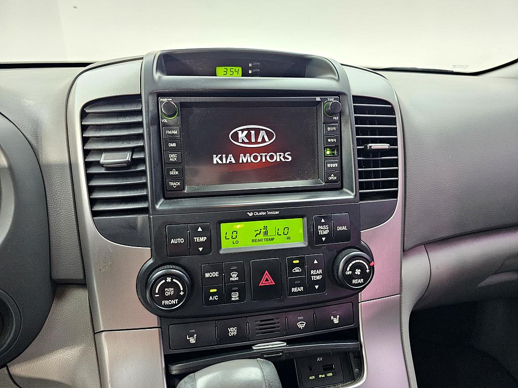 KIA Carnival 2011 Negro - Importación desde Corea - HF Imports Iquique - Foto 17