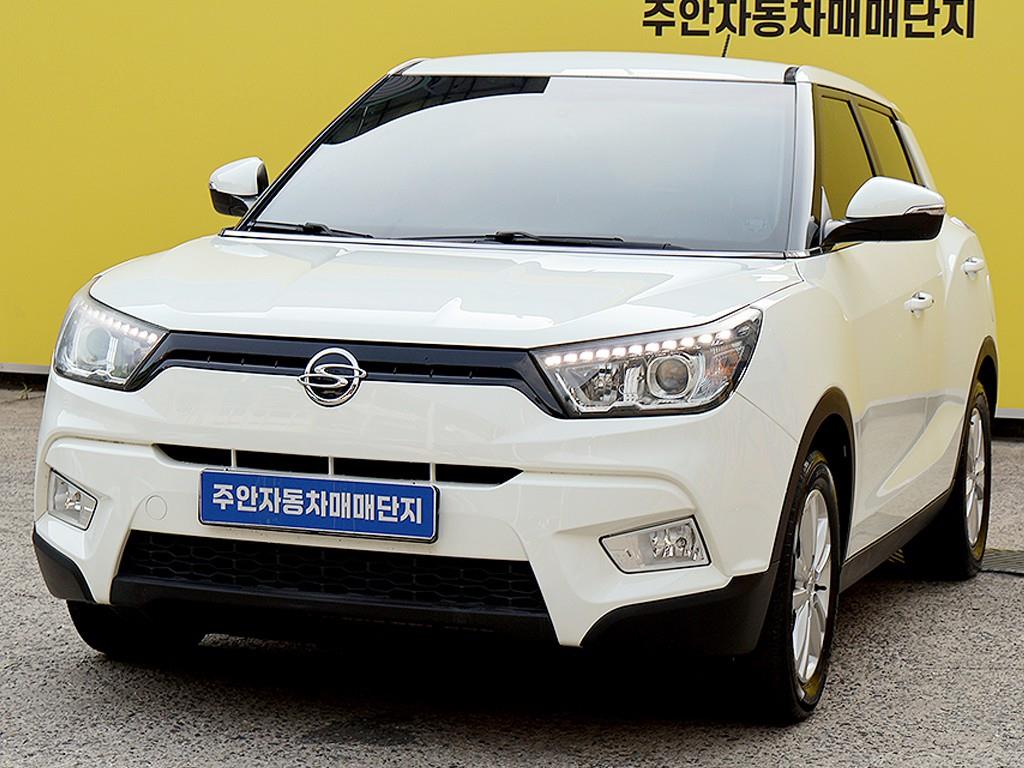 Ssangyong Tivoli - Vista 2