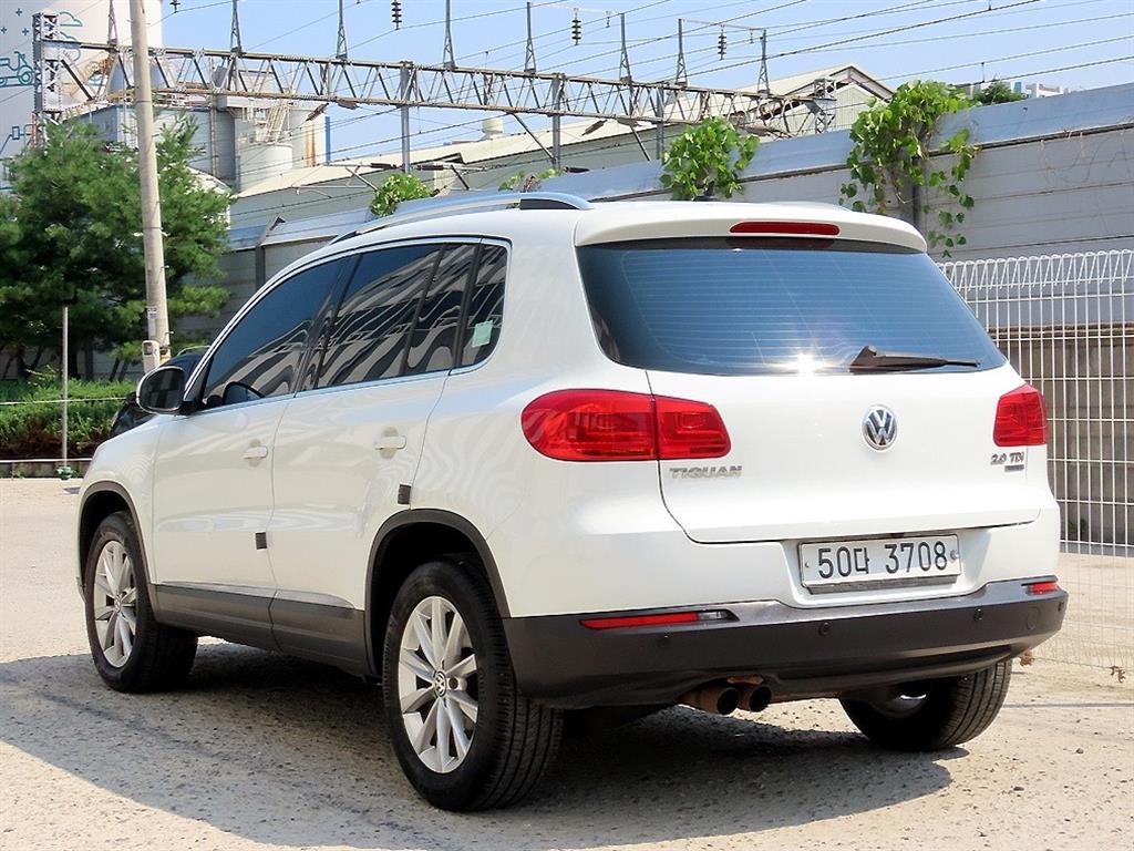 Volkswagen Tiguan - Vista 3