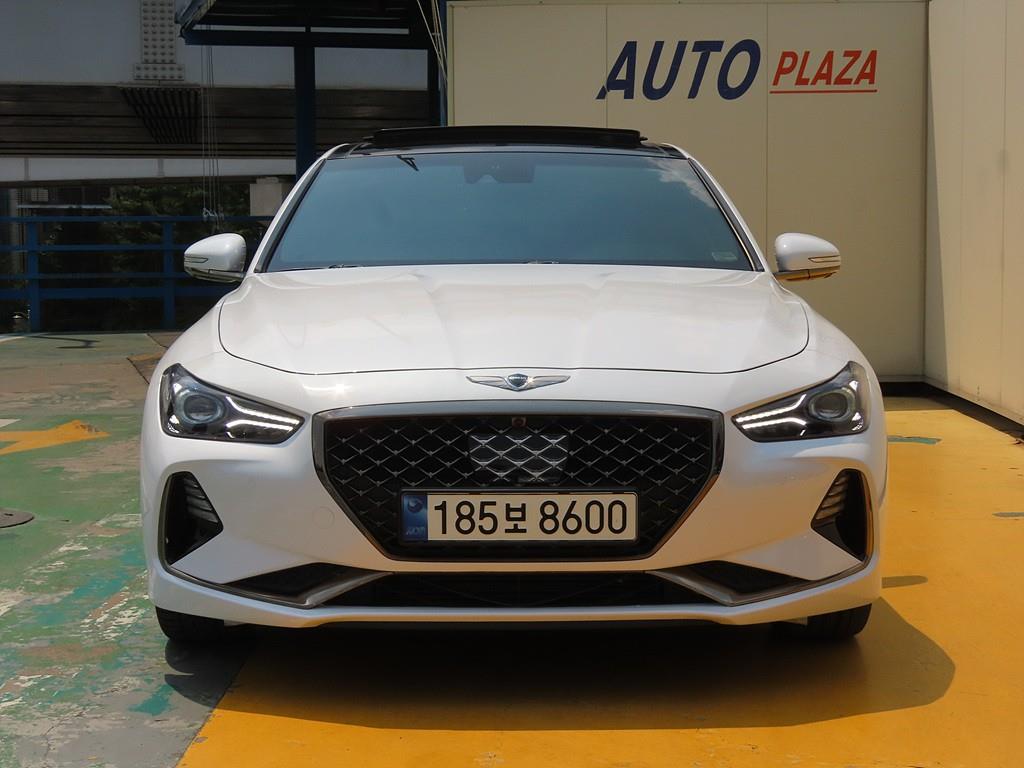 Genesis G70 - Vista 2