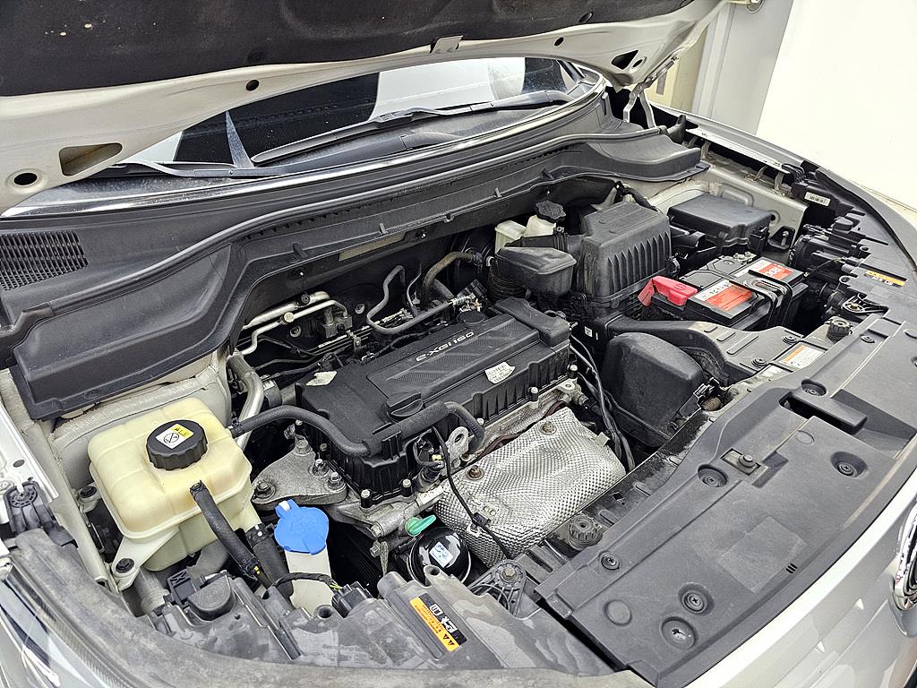 Ssangyong Tivoli - Vista 8