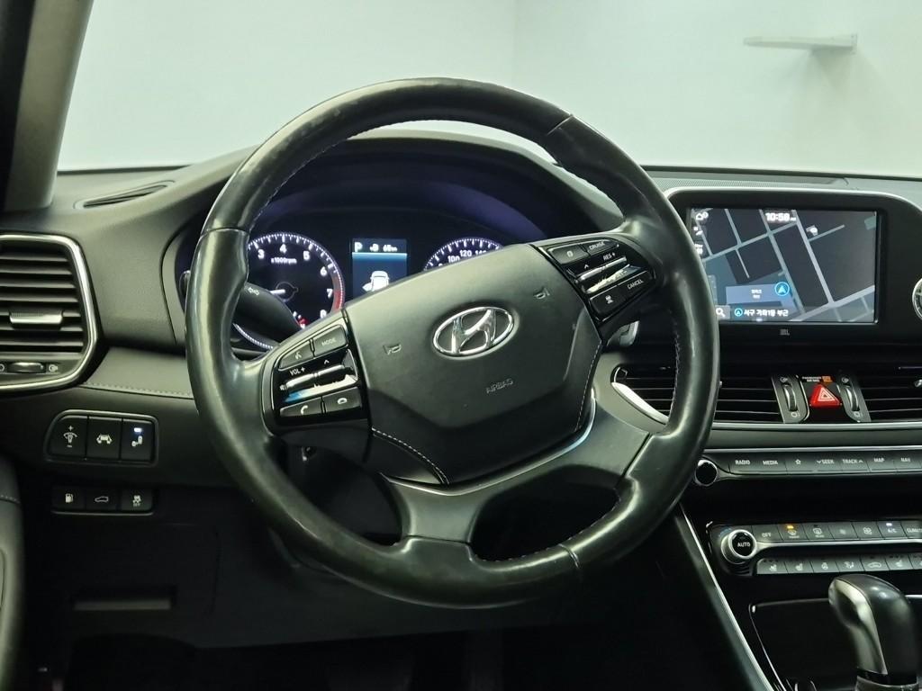 HYUNDAI Grandeur - Vista 11