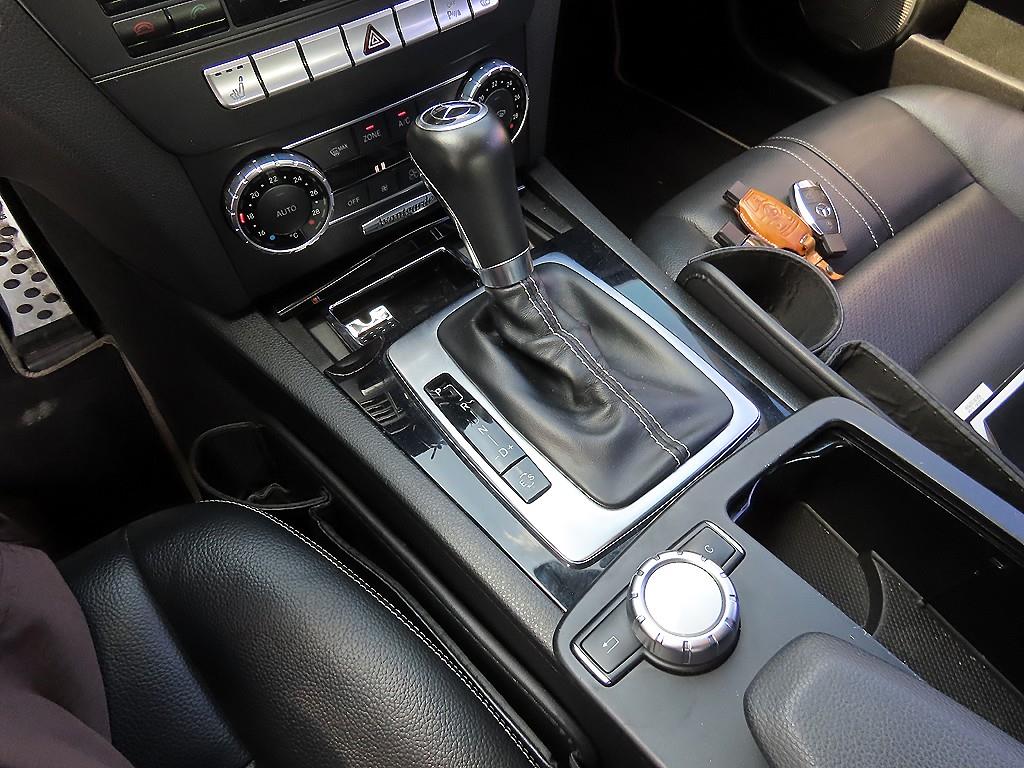 Mercedes Benz C Class - Vista 12