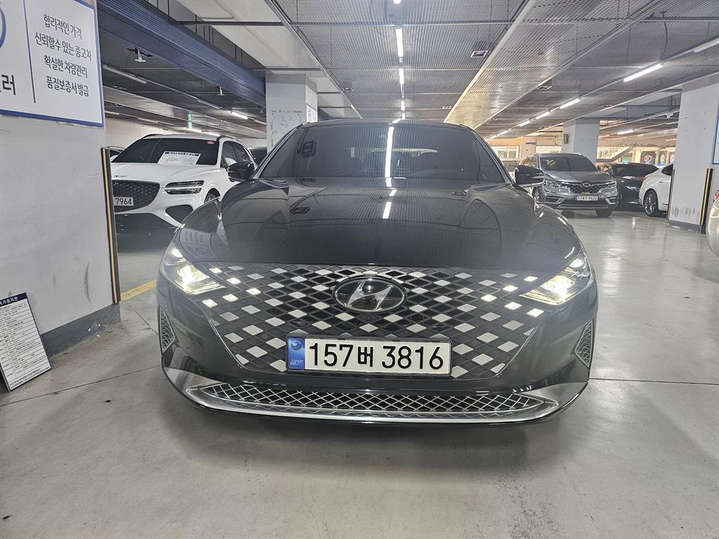 HYUNDAI Grandeur - Vista 2