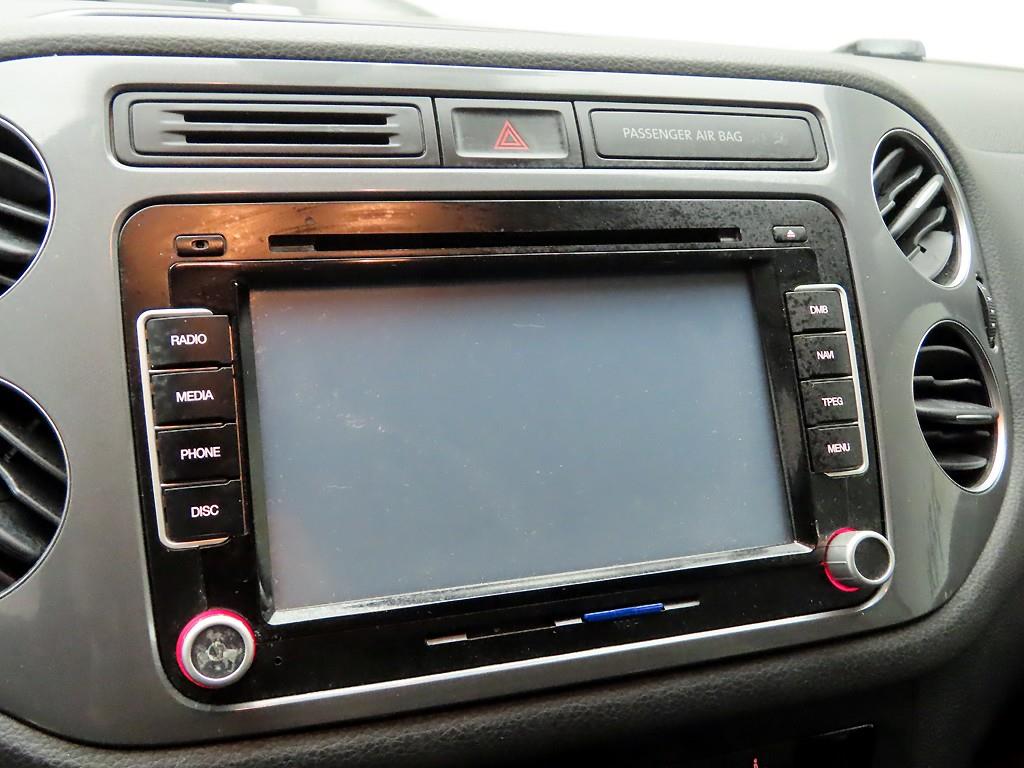 Volkswagen Tiguan - Vista 11