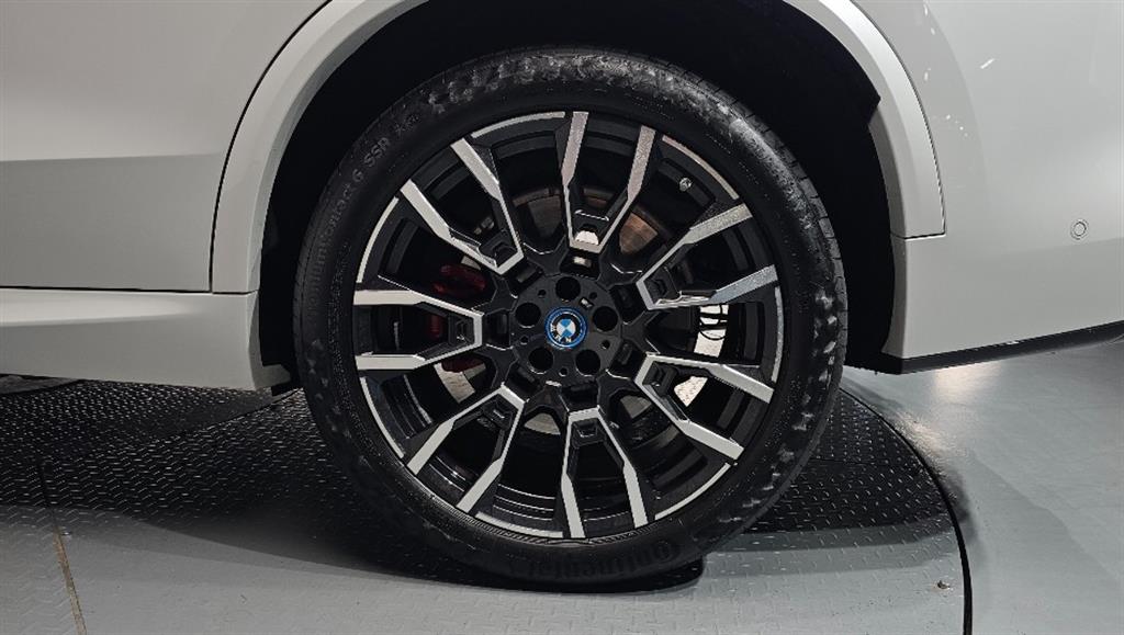 BMW X5 - Vista 8