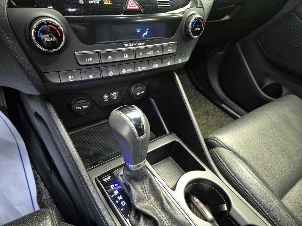 HYUNDAI Tucson - Vista 8
