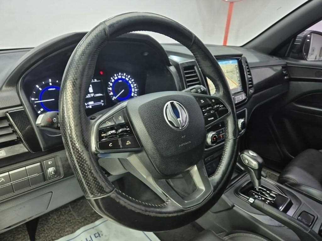 Ssangyong Rexton - Vista 11