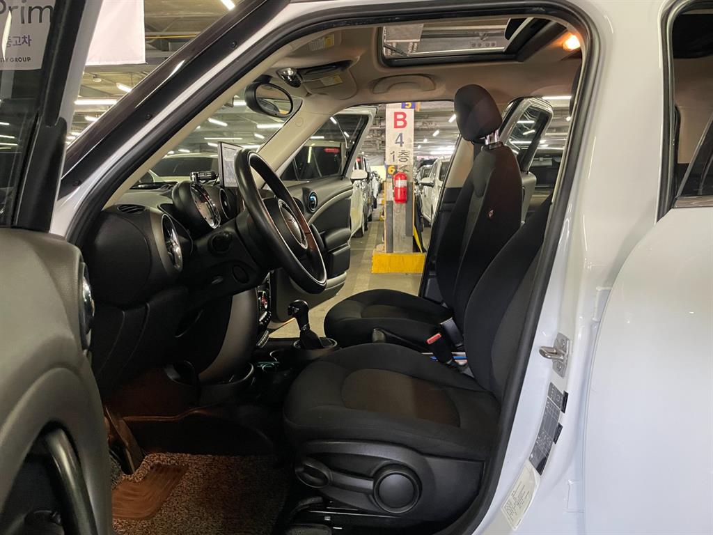 Mini Countryman - Vista 10