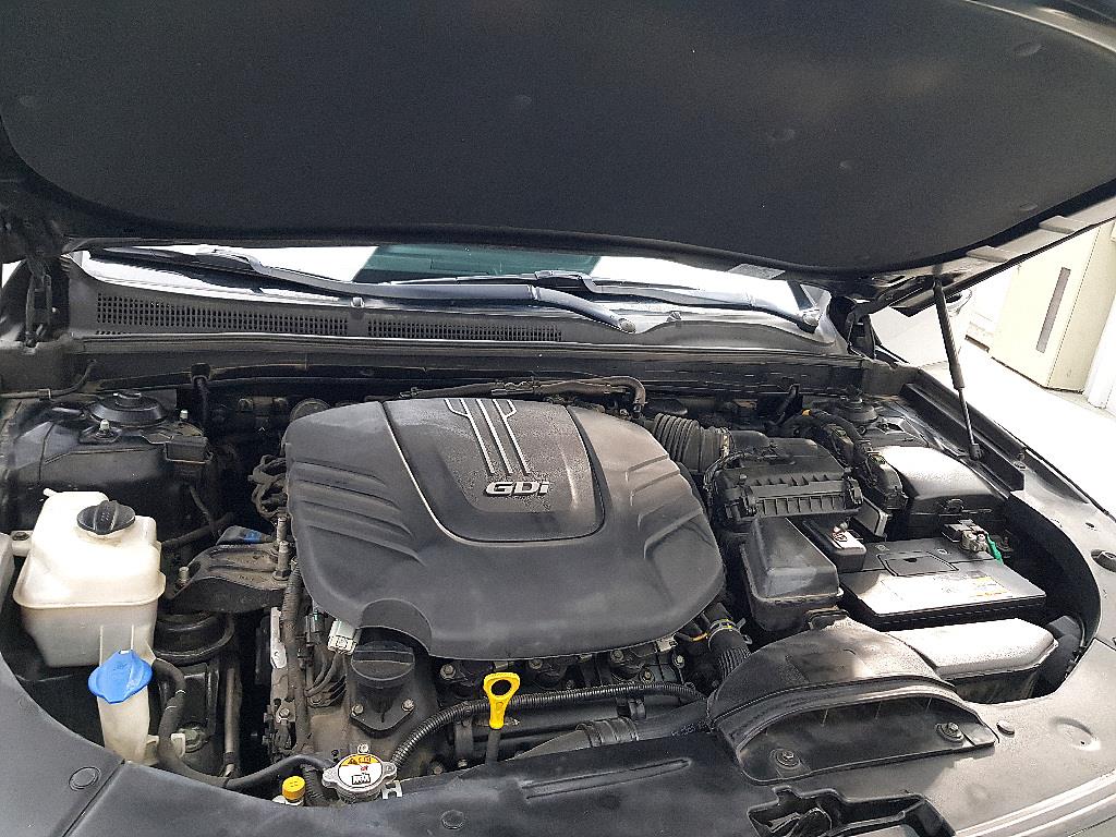 HYUNDAI Aslan - Vista 8