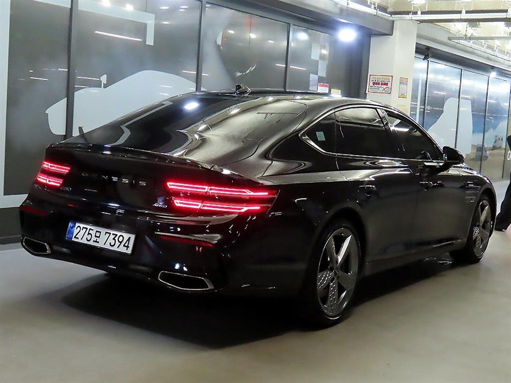 Genesis G80 - Vista 6
