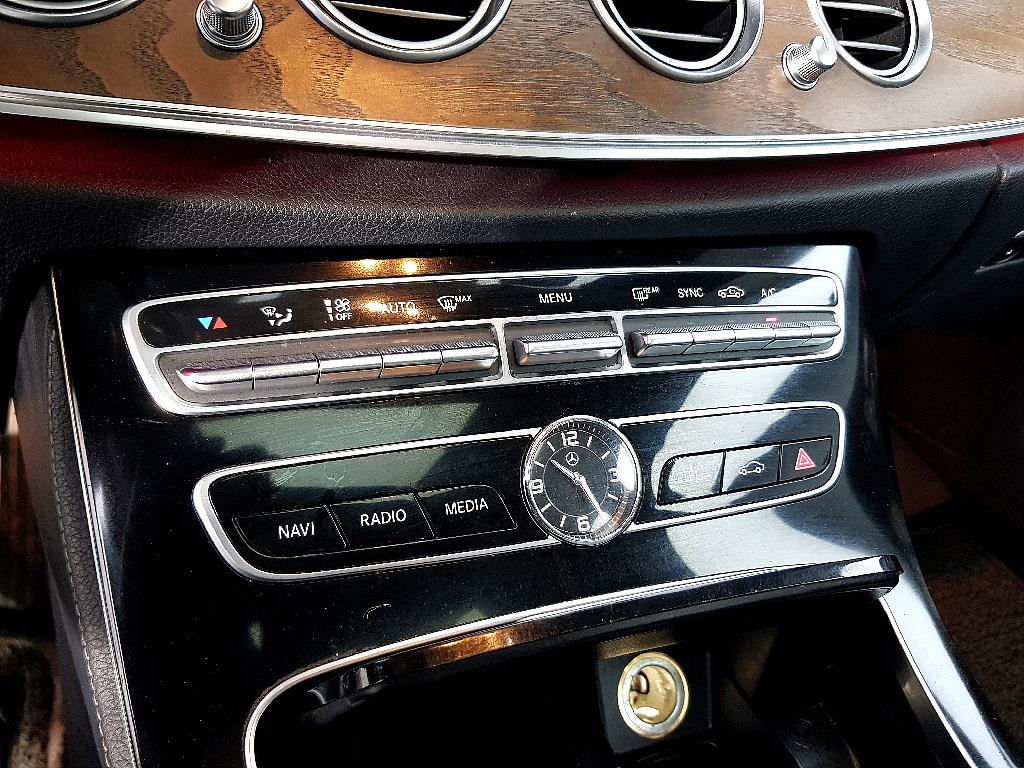 Mercedes Benz E class 2017 Gris - Importación desde Corea - HF Imports Iquique - Foto 16