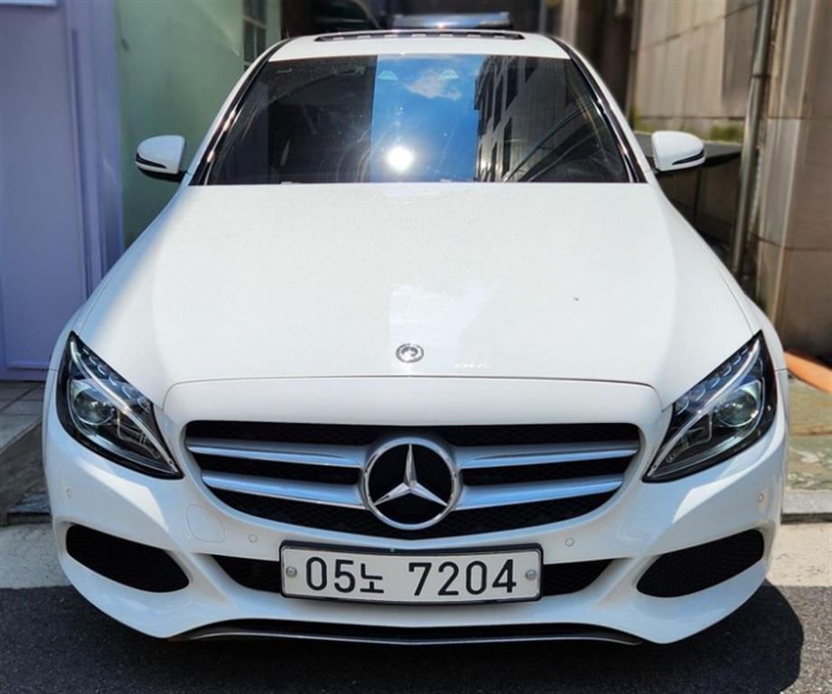 Mercedes Benz C Class 2017 Blanco - Importación desde Corea - HF Imports Iquique - Foto 1