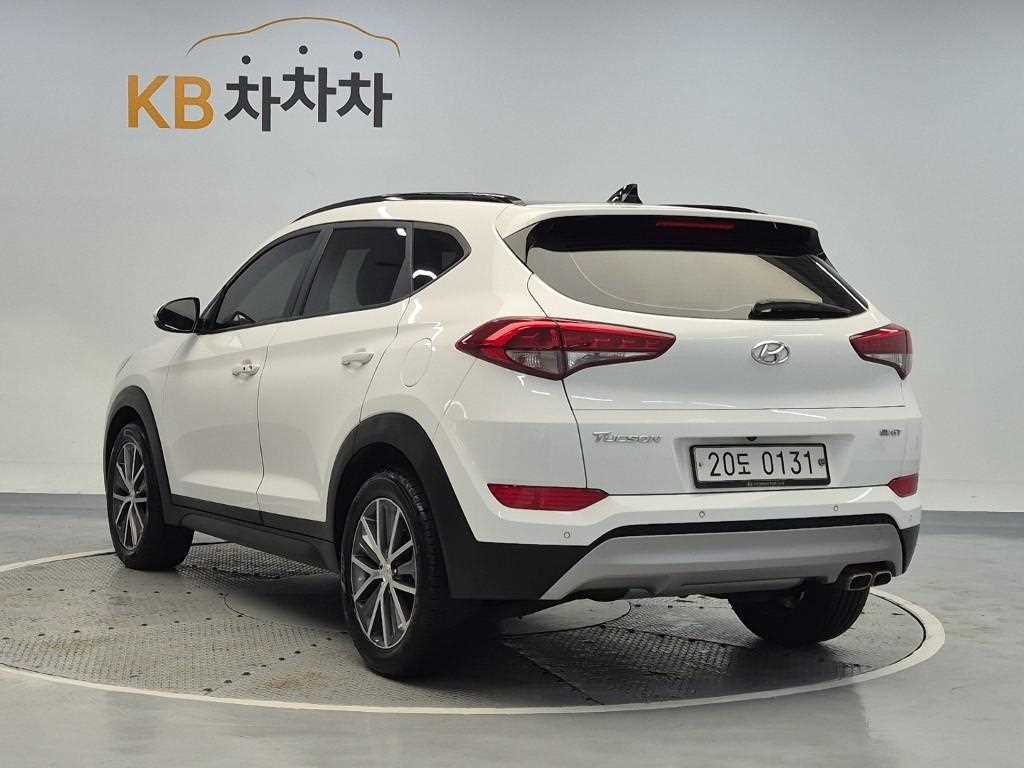 HYUNDAI Tucson - Vista 2