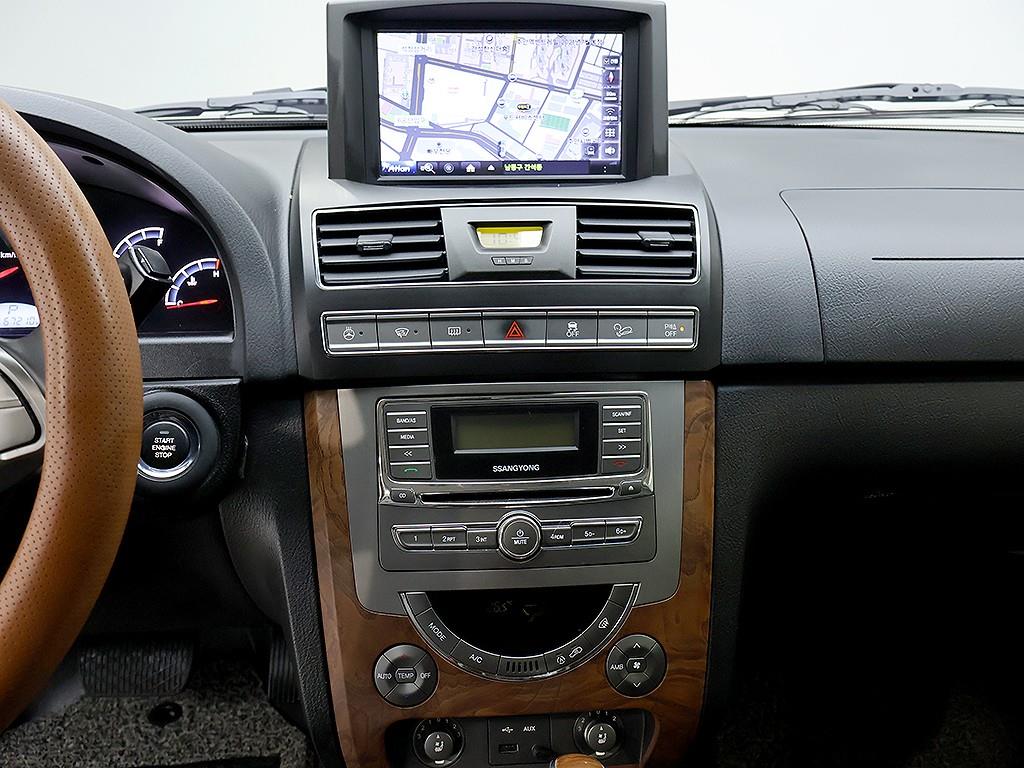 Ssangyong Rexton - Vista 11