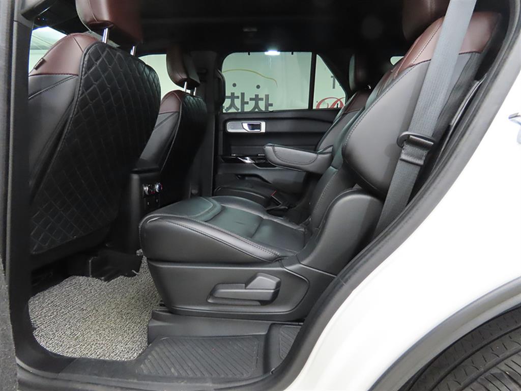 Ford Explorer - Vista 8