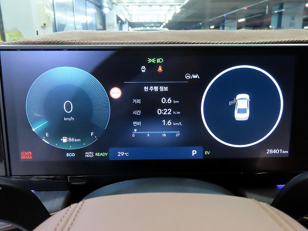 HYUNDAI Grandeur - Vista 11