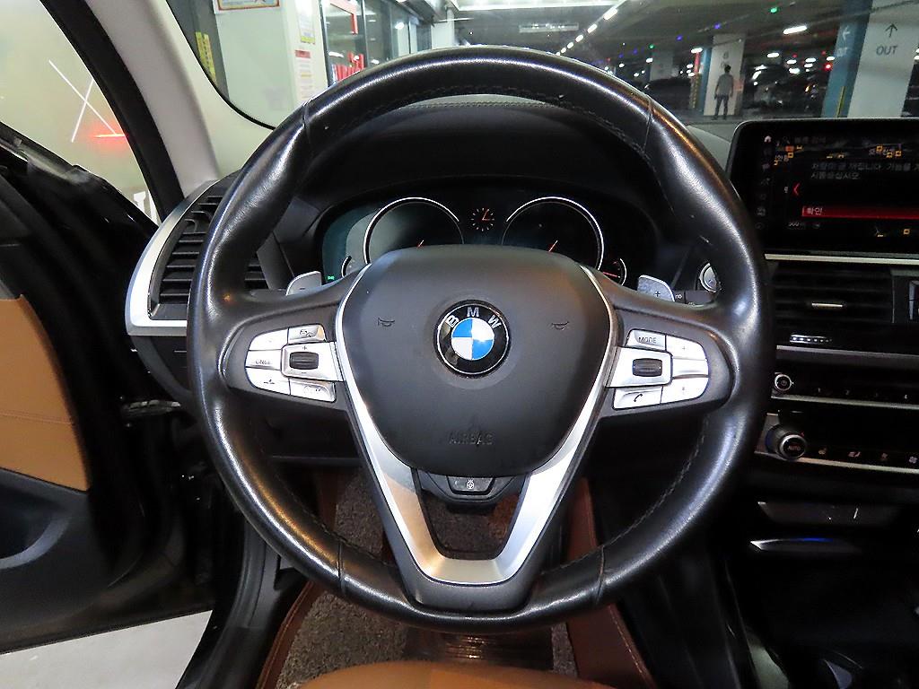 BMW X3 - Vista 10