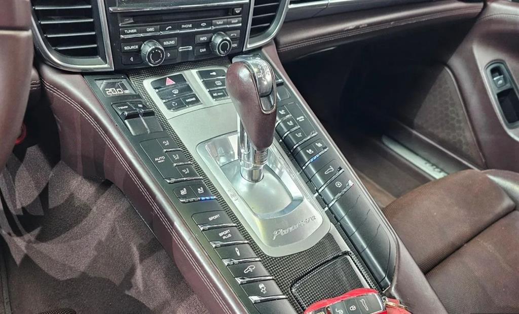 Porsche Panamera - Vista 11