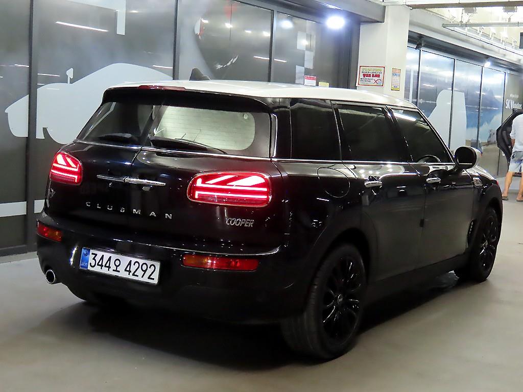 Mini Clubman - Vista 6