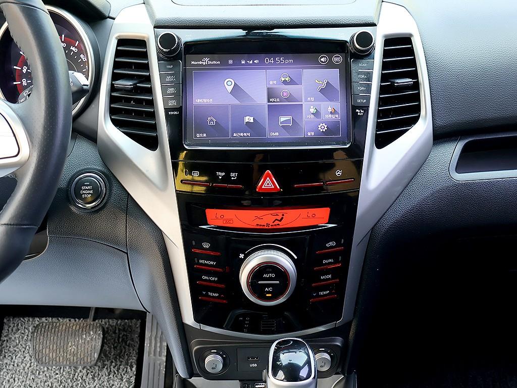 Ssangyong Tivoli - Vista 11