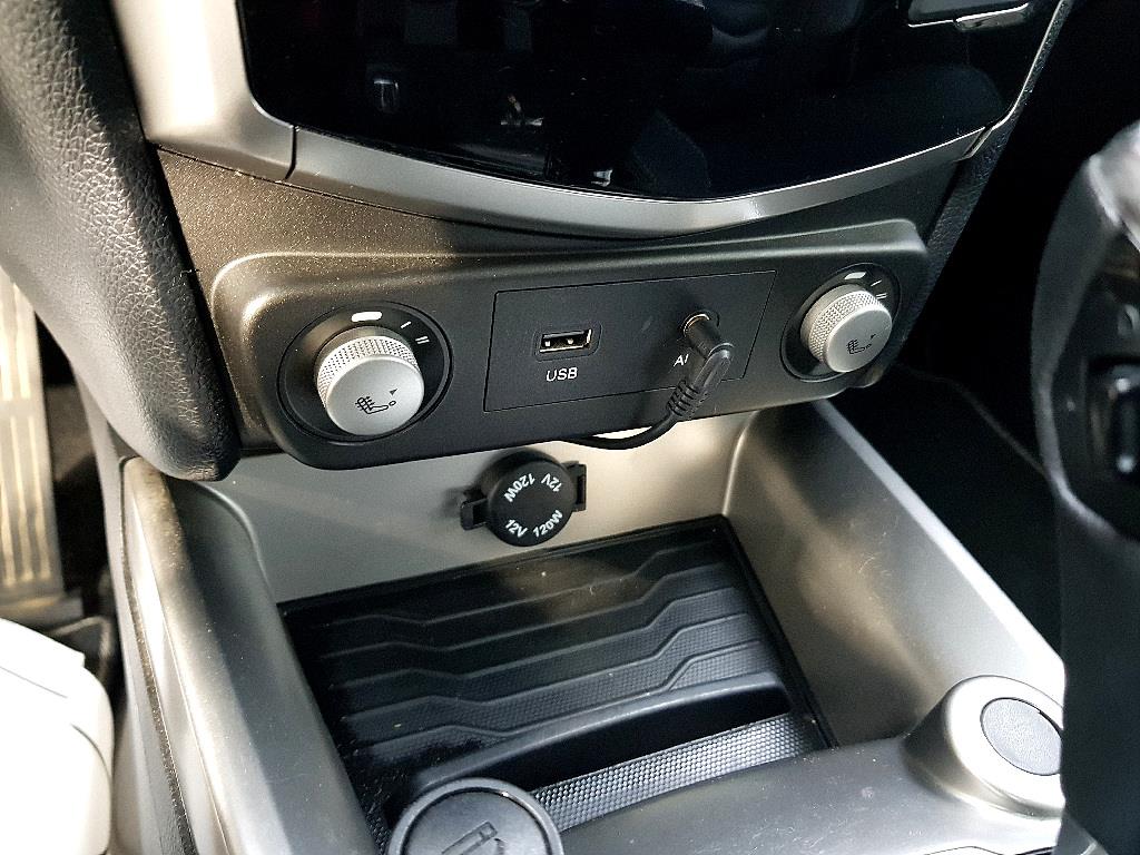 Ssangyong Tivoli 2015 Azul - Importación desde Corea - HF Imports Iquique - Foto 17