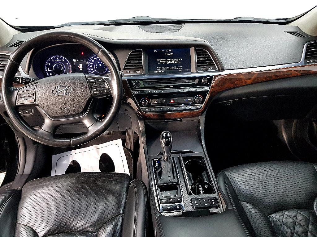 HYUNDAI Aslan - Vista 7