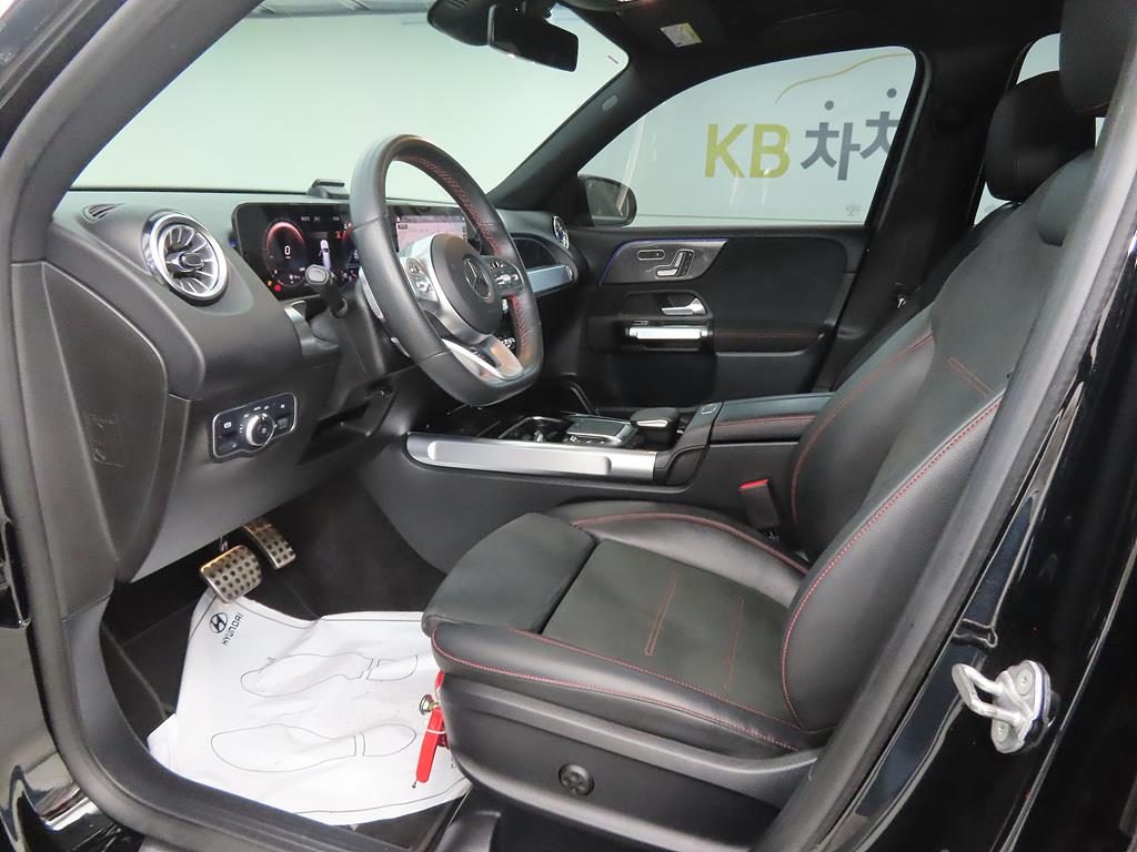 Mercedes Benz GLB Class - Vista 7