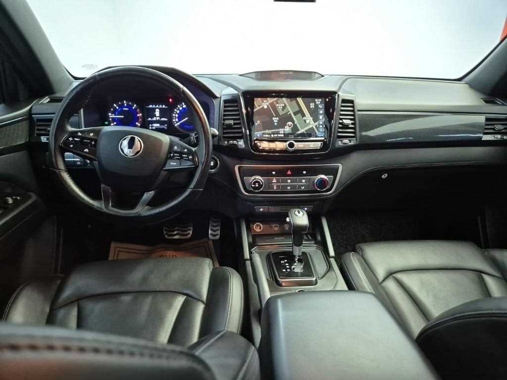 Ssangyong Rexton - Vista 9
