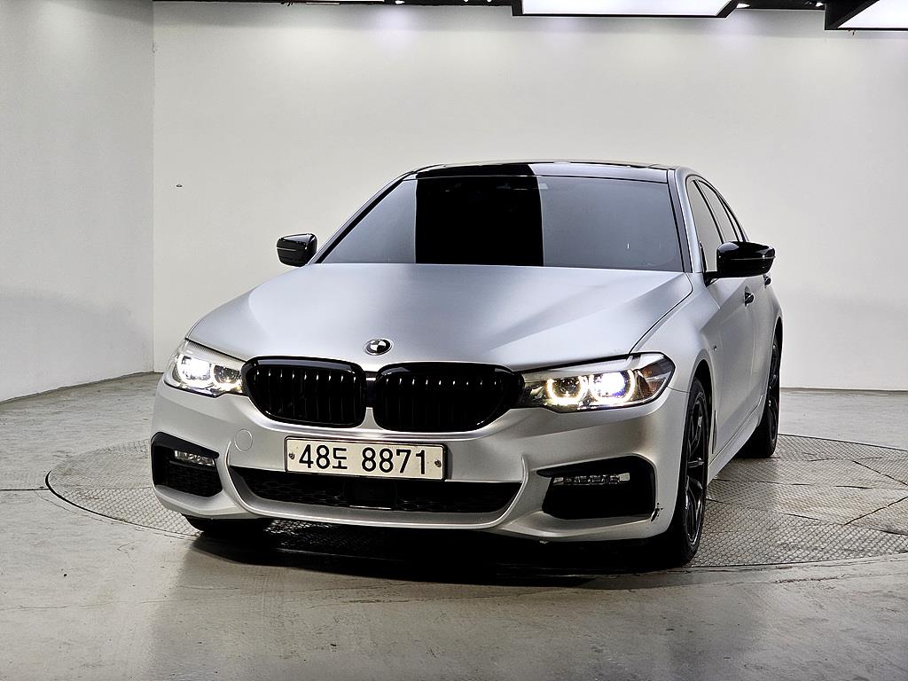 BMW 5 Series - Vista 2