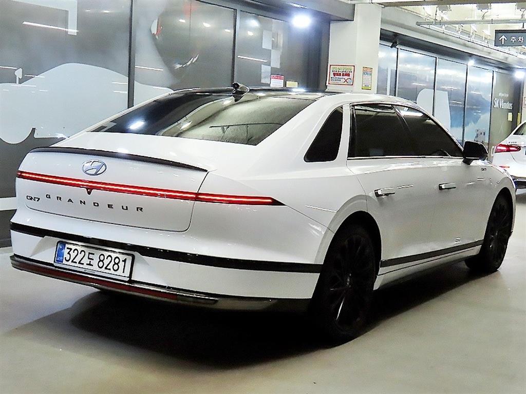 HYUNDAI Grandeur - Vista 6